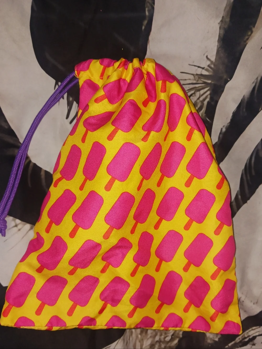 Ipsy Women Makeup Adjustable Bag
